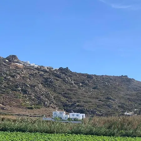 Xanthos Villa Plaka (Naxos)